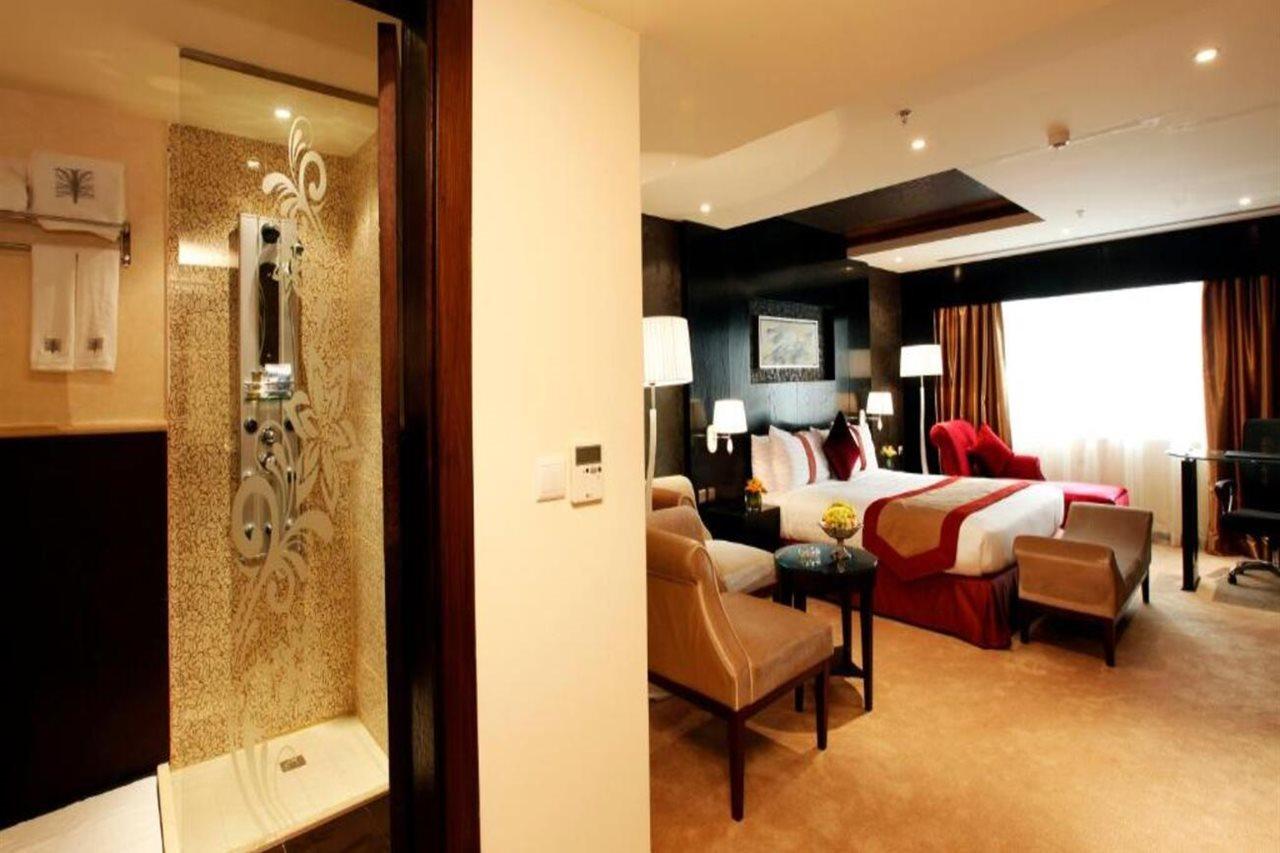 Obaer Hotel Ar Riyad Esterno foto