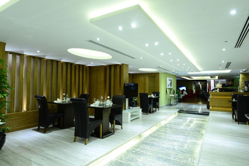 Obaer Hotel Ar Riyad Esterno foto