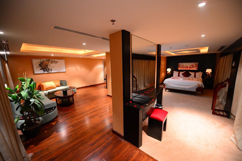 Obaer Hotel Ar Riyad Esterno foto