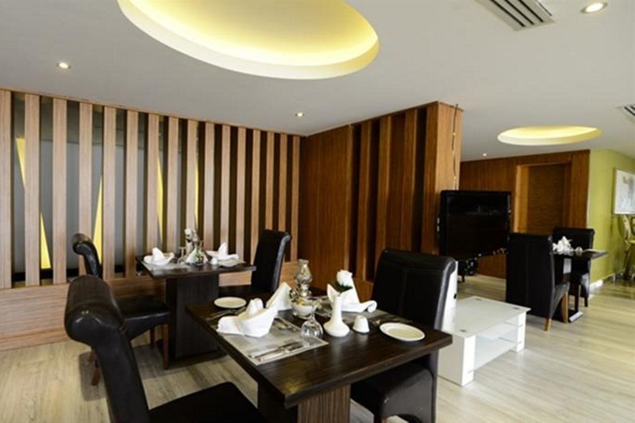Obaer Hotel Ar Riyad Esterno foto