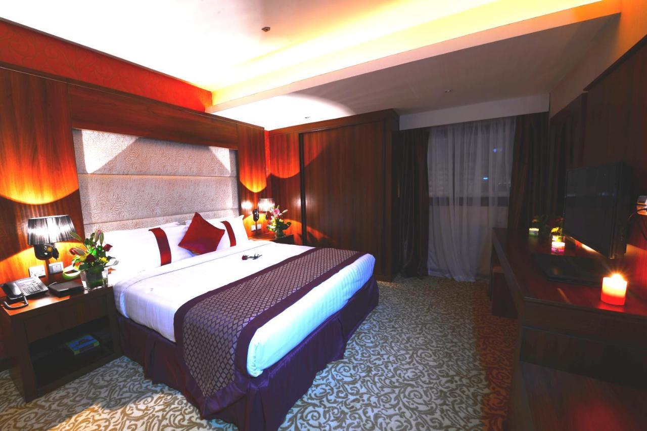 Obaer Hotel Ar Riyad Esterno foto